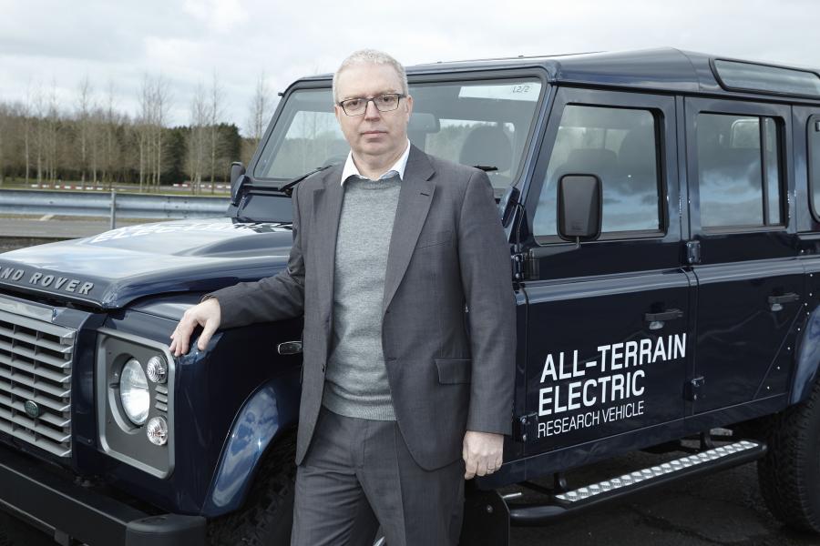  Land Rover Defender 110 Electric Research Vehicle 2013 года  (фото 5 из 14)